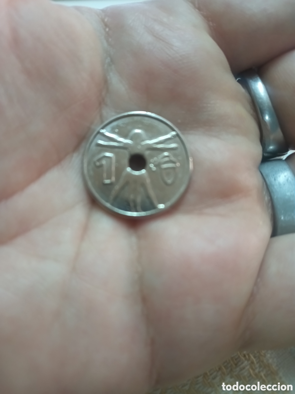M&uacute;sica de colecci&oacute;n: TOKEN MONEDA FICHA UNA BELLOTA DE LA GIRA LA LEY INNATA DE EXTREMODURO