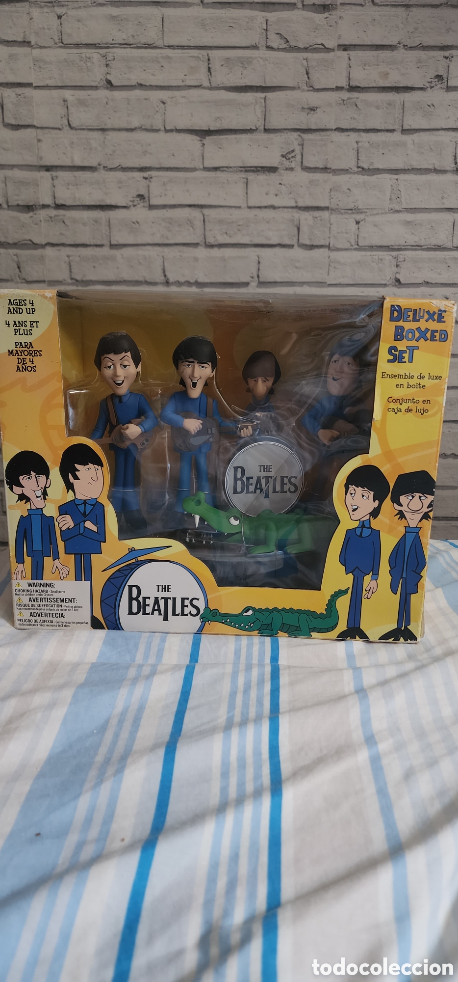 M&uacute;sica de colecci&oacute;n: The Beatles: set en caja sin uso Cartoons McFarlane 6 piezas nuevo!