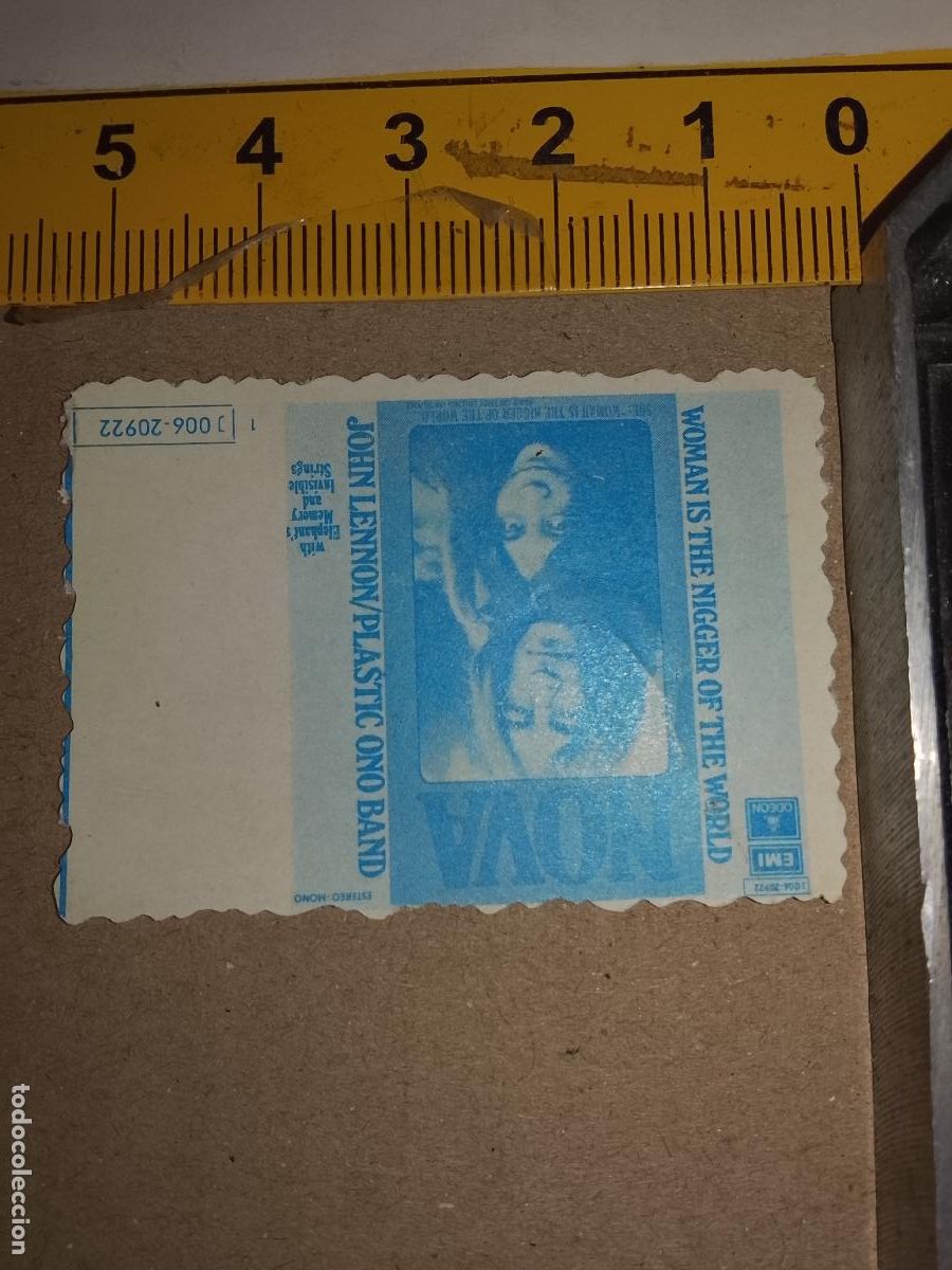 M&uacute;sica de colecci&oacute;n: musica - CROMOS o similar DE PAPEL ANTIGUO troquelado CANTANTES - THE BEATLES JOHN LENNON