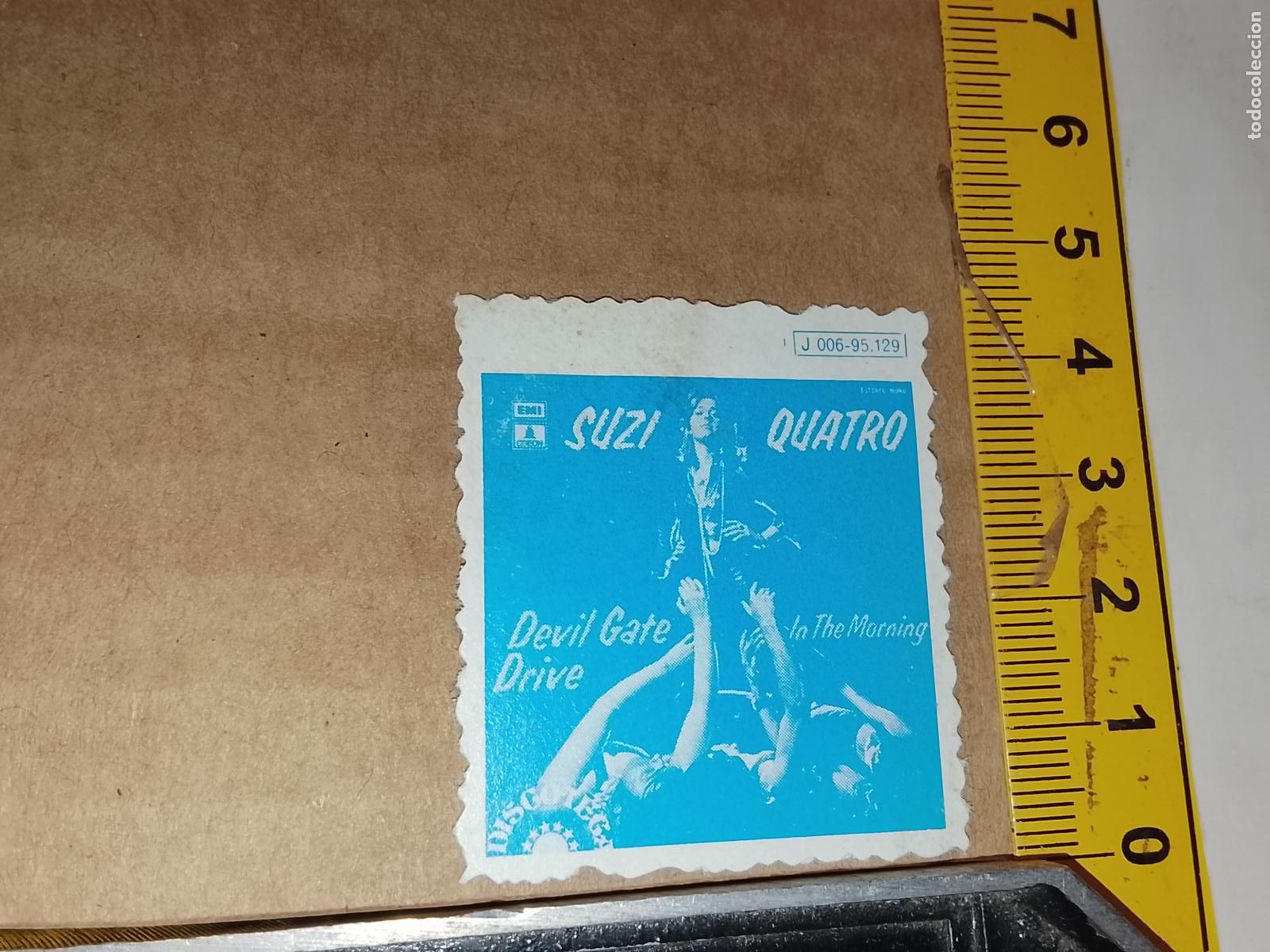 M&uacute;sica de colecci&oacute;n: troquel - CROMO o similar papel grueso troquelado grupo musical CANTANTE DEVIL GATE DRIVE