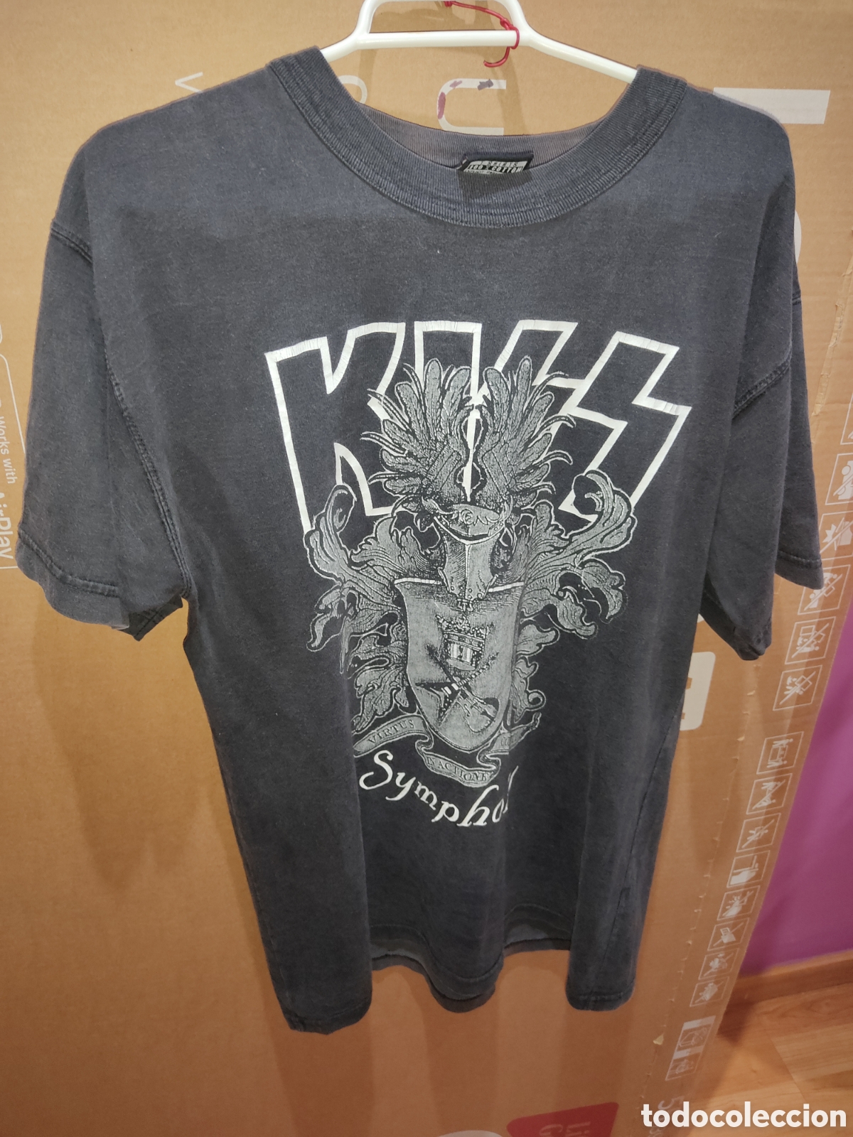 M&uacute;sica de colecci&oacute;n: Camiseta Kiss Symphoby sacada en el 2003 para su 30&deg; aniversario.