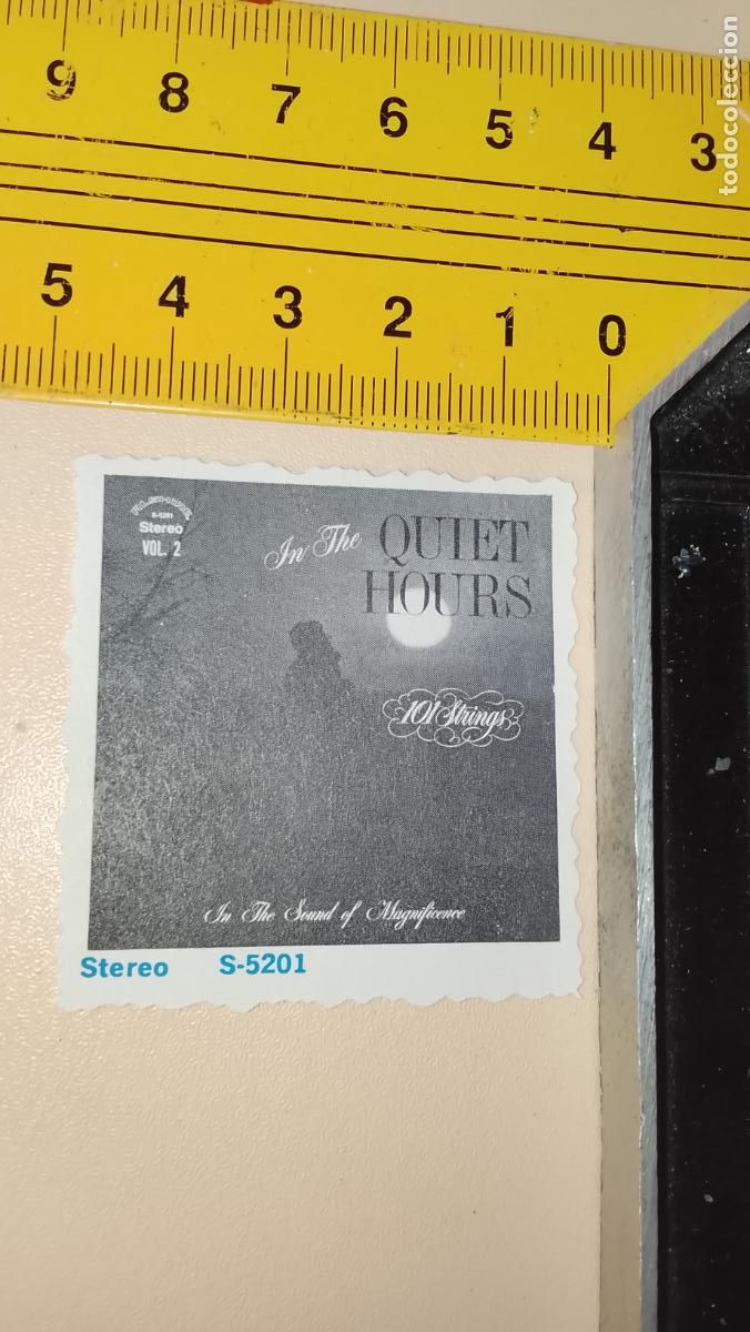 M&uacute;sica de colecci&oacute;n: TROQUEL - CROMO o similar PAPEL troquelado CANTANTES - DISCOS - QUIET HOURS
