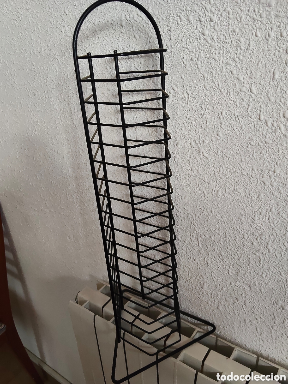 M&uacute;sica de colecci&oacute;n: Torre para discos compactos.