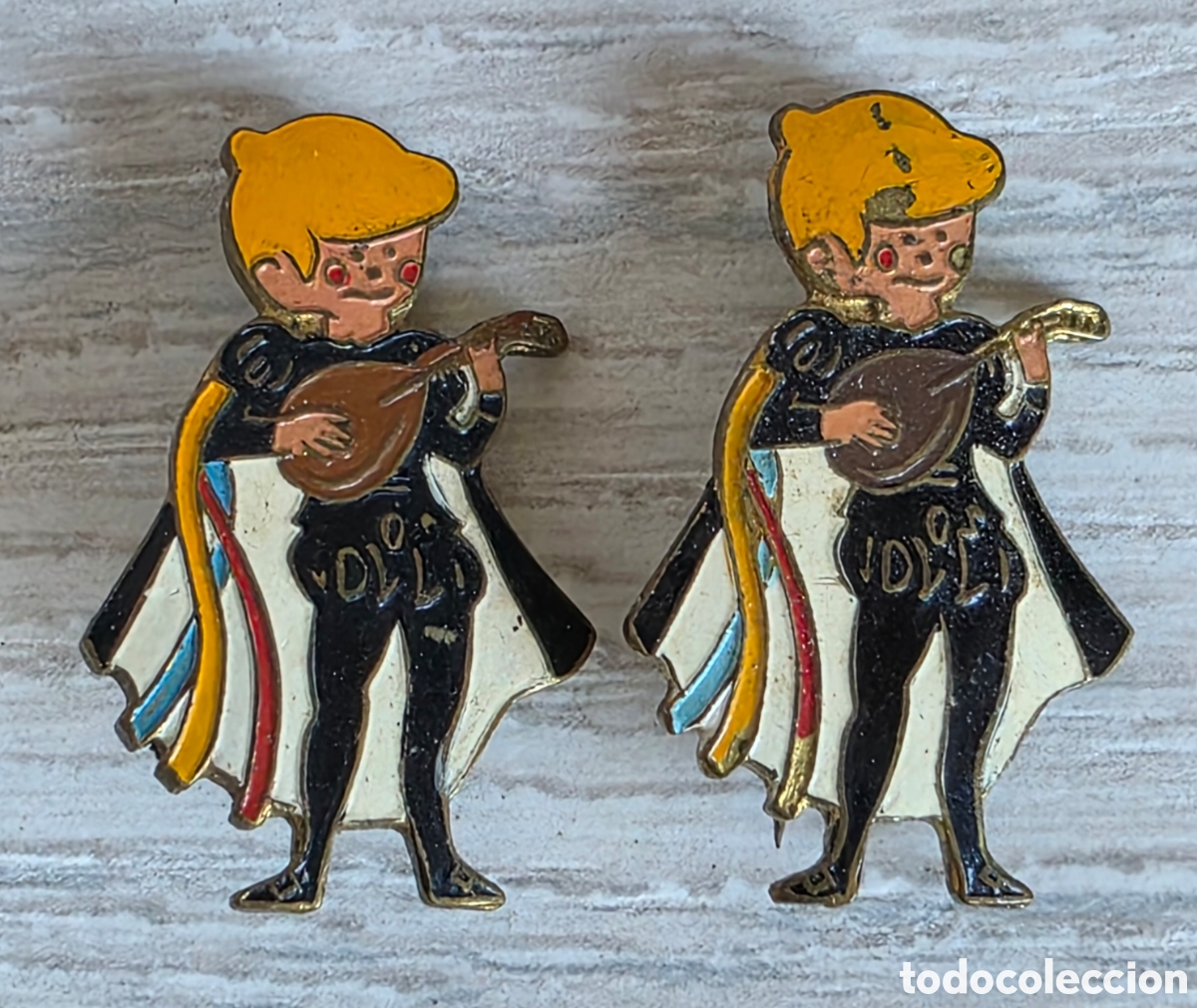 M&uacute;sica de colecci&oacute;n: 2 Insignias Tunos - Tuna - Banda M&uacute;sica Universidad