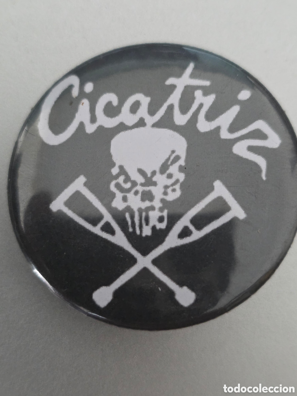 M&uacute;sica de colecci&oacute;n: CHAPA BANDA CICATRIZ..38mm - Foto 1