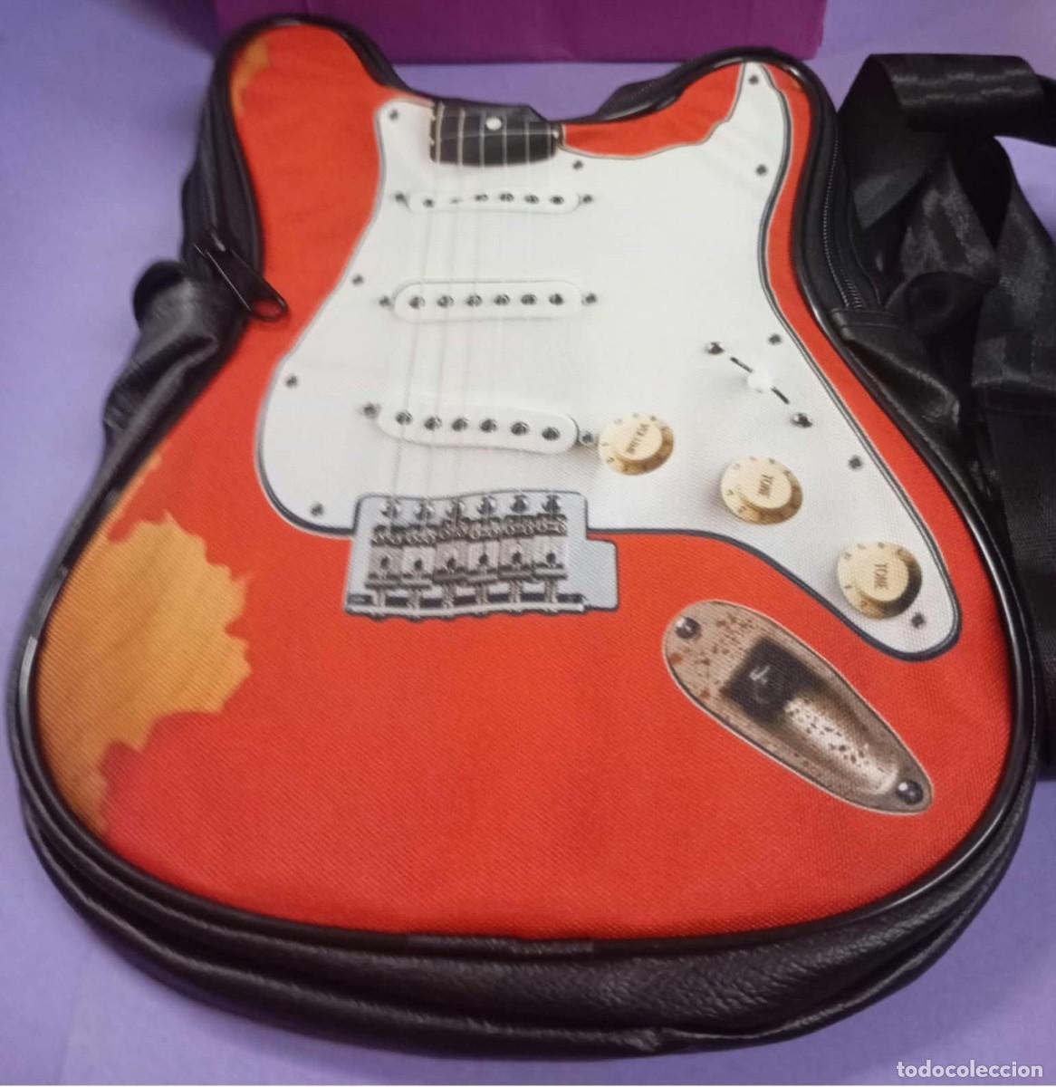 M&uacute;sica de colecci&oacute;n: Bolso-Bandolera Guitarra Rojo Vintage - unisex