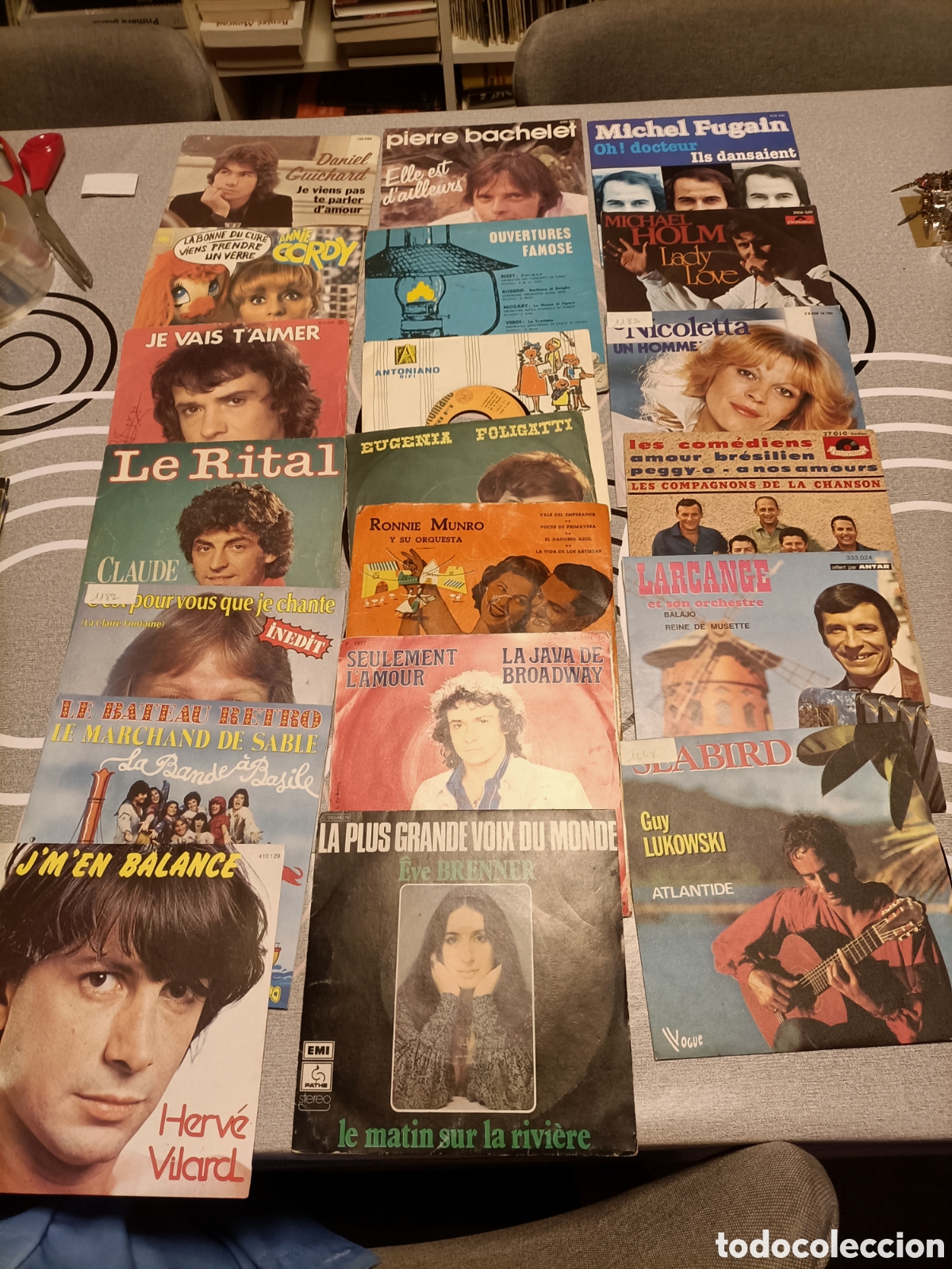M&uacute;sica de colecci&oacute;n: Lote 144 , Singles,En Franc&eacute;s - Foto 3
