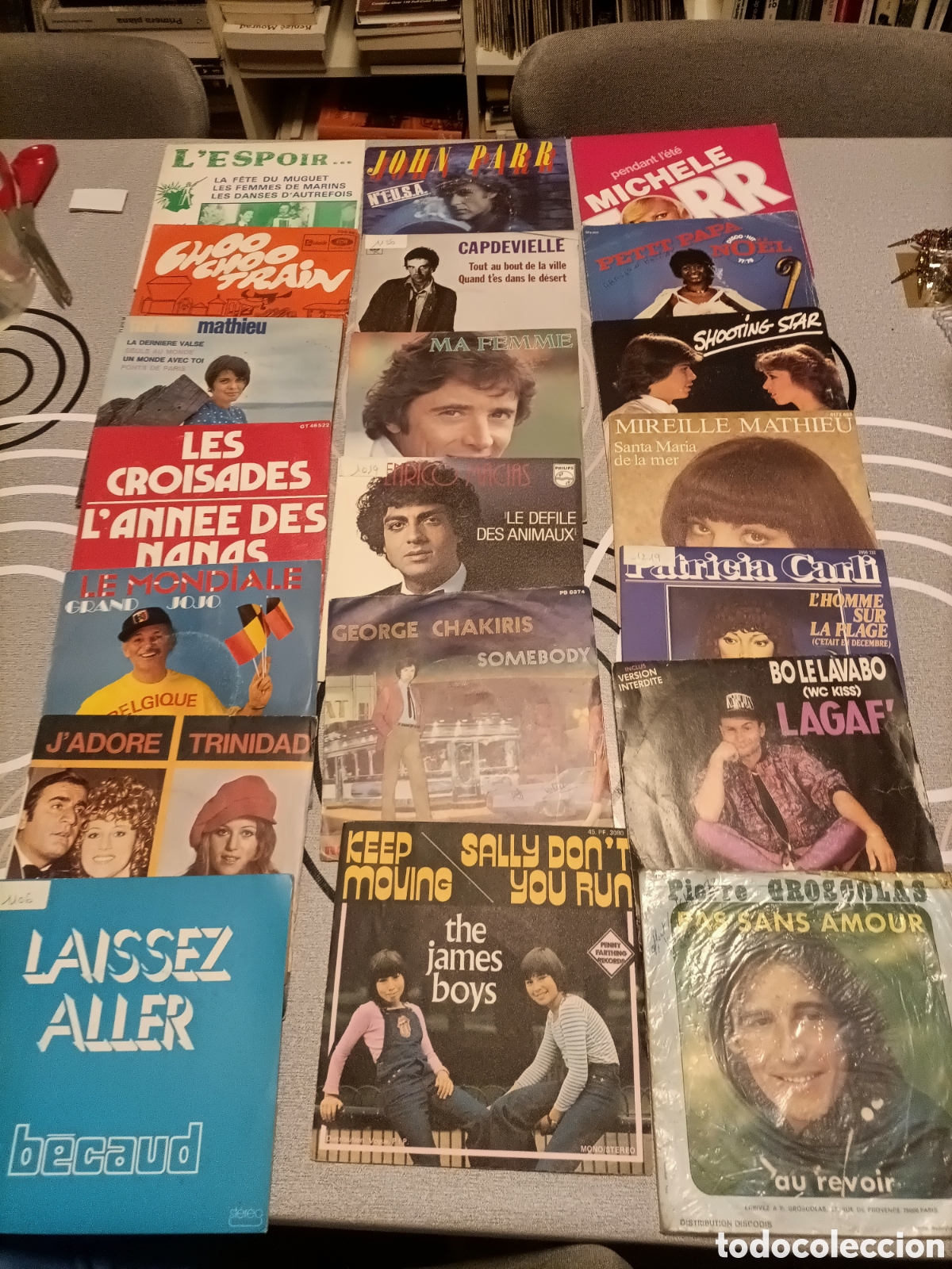 M&uacute;sica de colecci&oacute;n: Lote 144 , Singles,En Franc&eacute;s - Foto 7