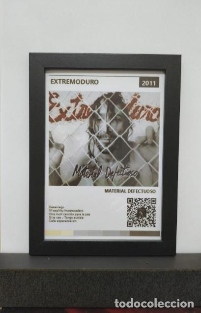 M&uacute;sica de colecci&oacute;n: Cuadro con pie soporte de EXTREMODURO con QR con contenido AUDIO-VISUAL