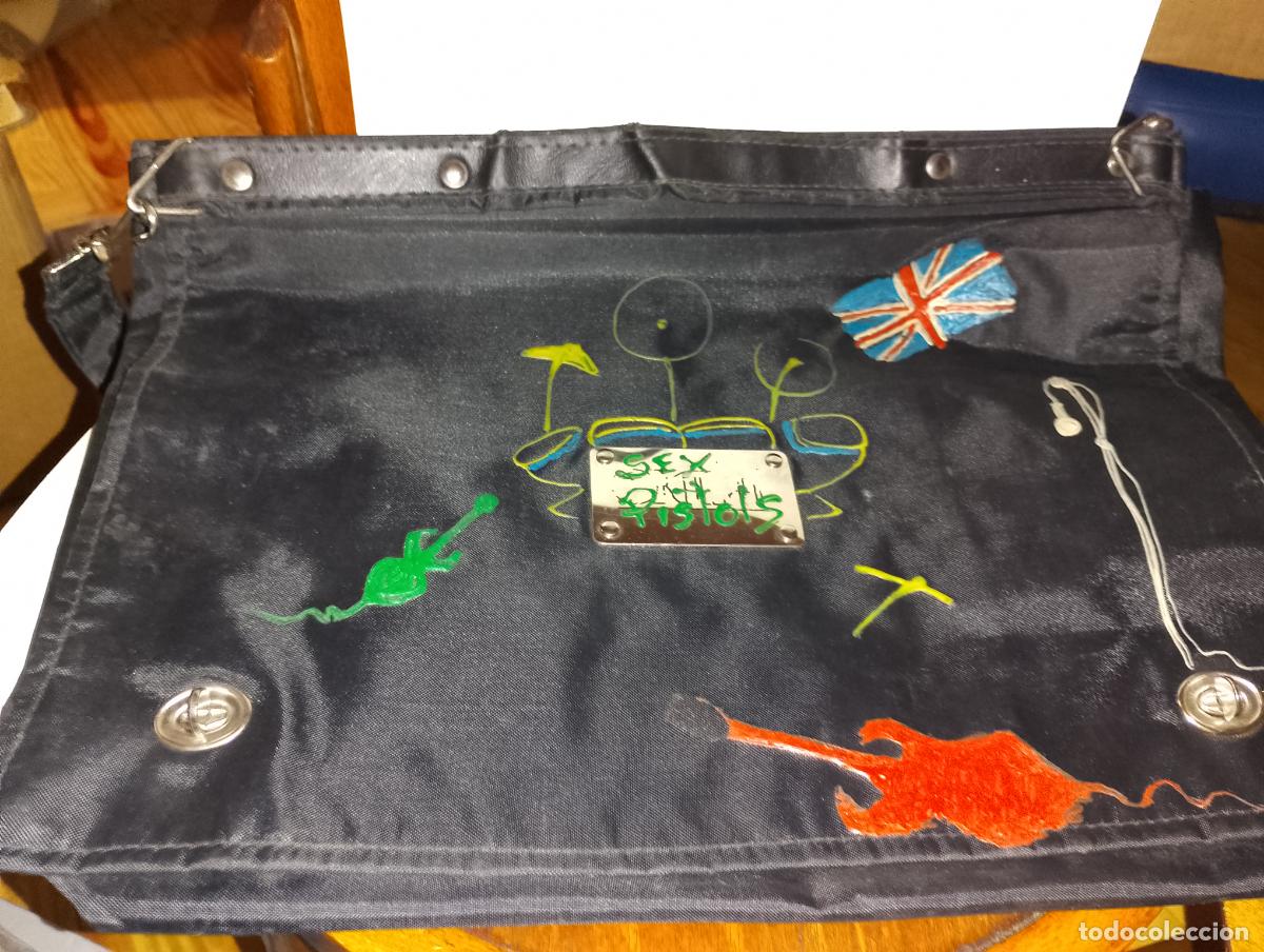 M&uacute;sica de colecci&oacute;n: Zamarra Sex Pistols hecha a nano. Tela con remaches asa. Perfecta