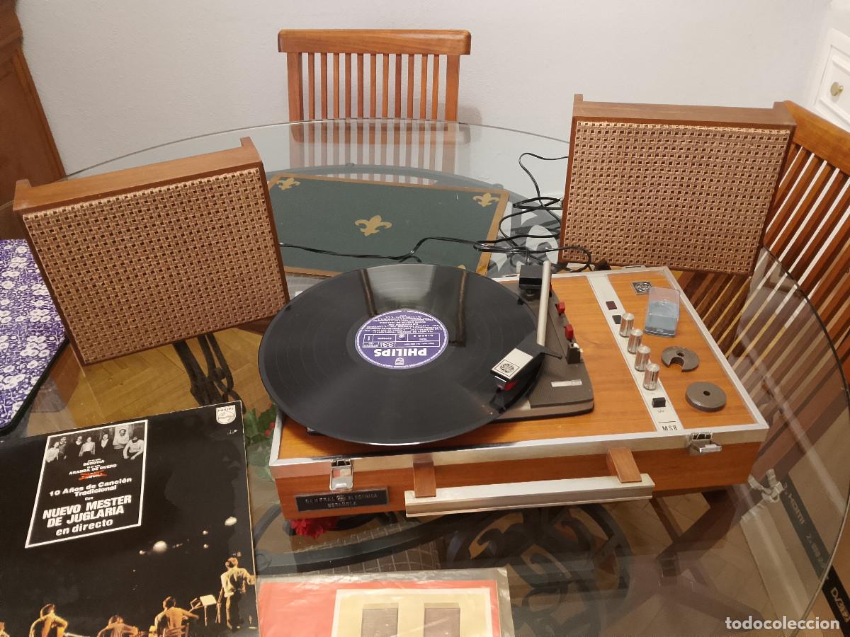 M&uacute;sica de colecci&oacute;n: Tocadiscos / Electr&oacute;fono a&ntilde;os 60 - Foto 1