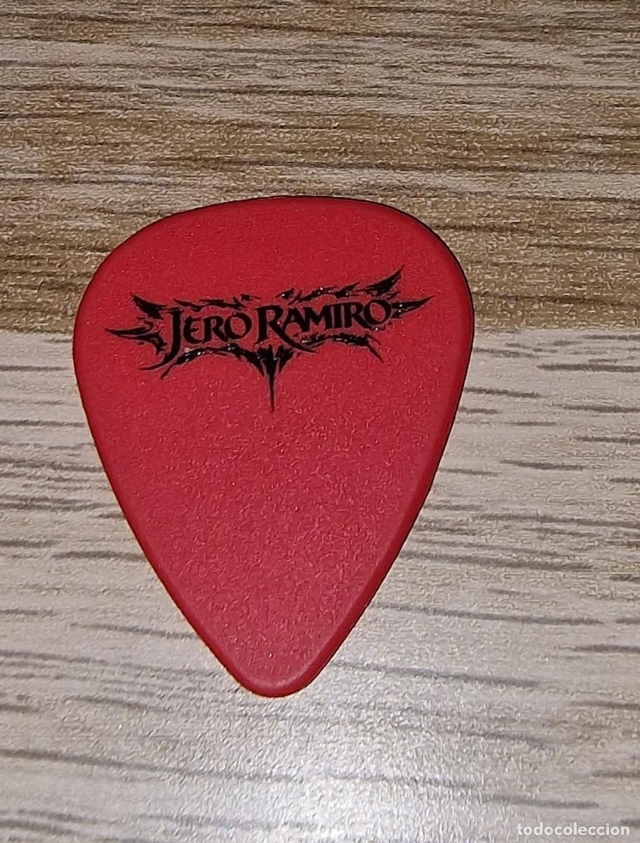 M&uacute;sica de colecci&oacute;n: JERO RAMIRO PUA/GUITAR PICK LOGO RED 2026 -LA CUNA DEL MAL