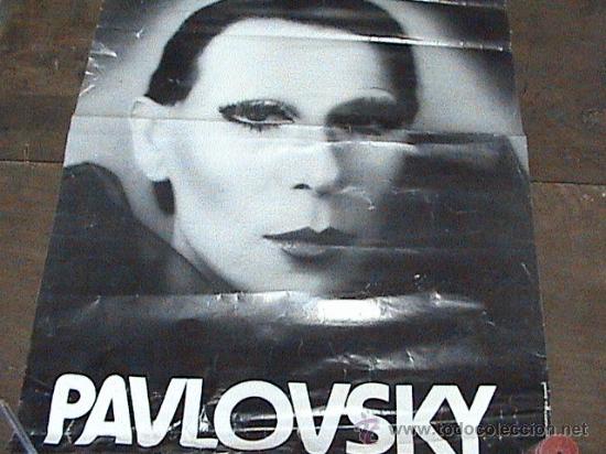 Fotos von Musikern: ENORME POSTER DE PAULOUSKI AL PRINCIPIO DE SU CARRERA