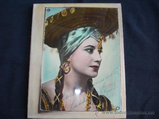 Photos de Chanteurs et Chanteuses: FOTO DE VEDETTE CANTANTE TAMA&Ntilde;O 30X24 CMS. // VER DESCRIPCION