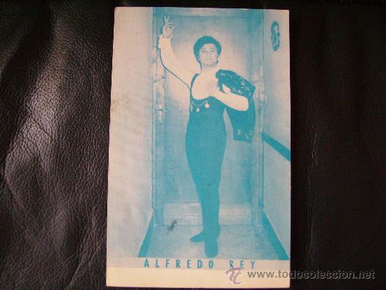 Photos de Chanteurs et Chanteuses: ANTIGUA FOTO-POSTAL DE ALFREDO REY.