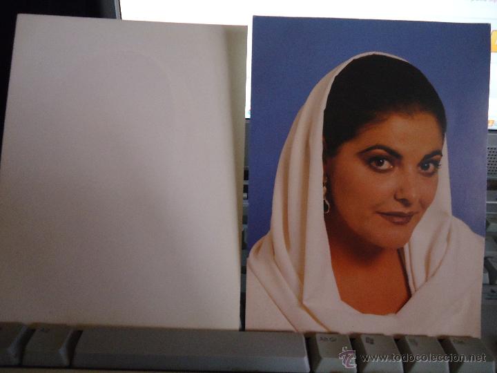 Foto di Cantanti: postal promocional de la cantante charo reina