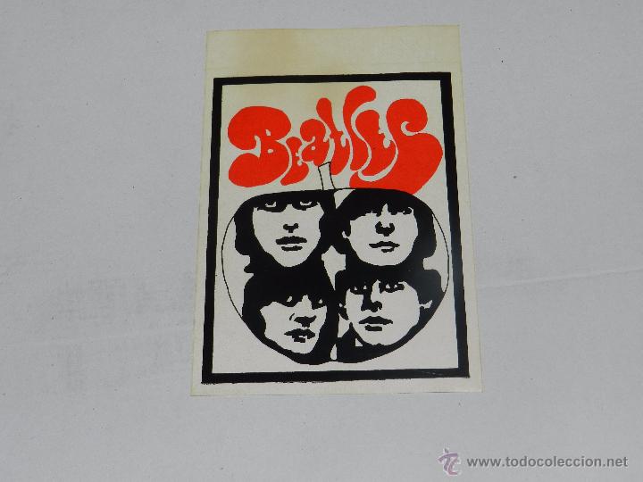 Fotos de cantantes: (ALB1) PEGATINA THE BEATLES  , 17 X 11 CM, BUEN ESTADO
