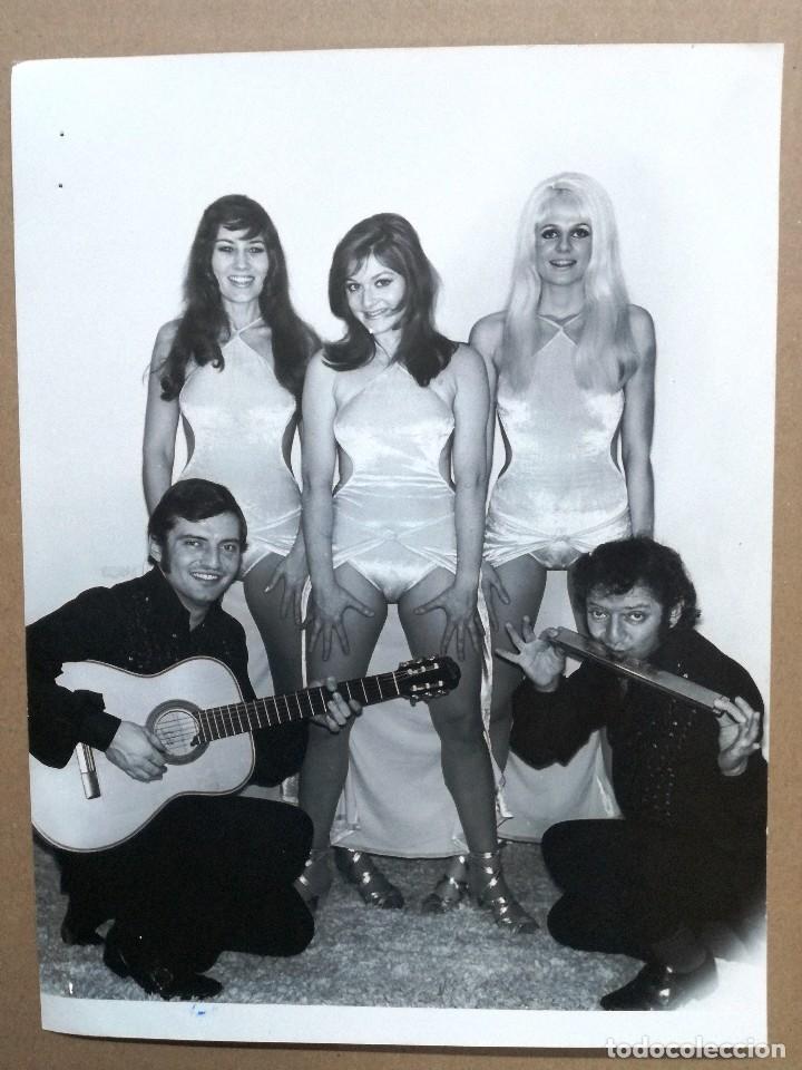 Fotos von Musikern: FOTO DEL GRUPO  NEW SINGERS 18X24 CM