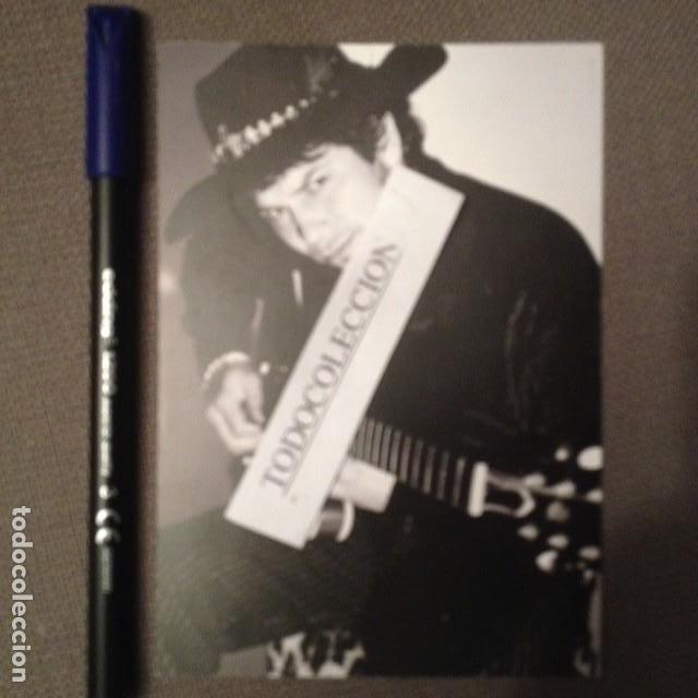 Photos of Singers: POSTAL RAIMUNDO AMADOR PROMOCIONAL En la esquina de las Vegas MCA