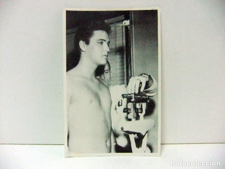 Fotos de cantantes: POSTAL ELVIS PRESLEY JOVEN FIRMA PREIMPRESA FIRMADA - CANTANTE ROCK N&acute; ROLL M&Uacute;SICA FOTO FOTOGRAF&Iacute;A