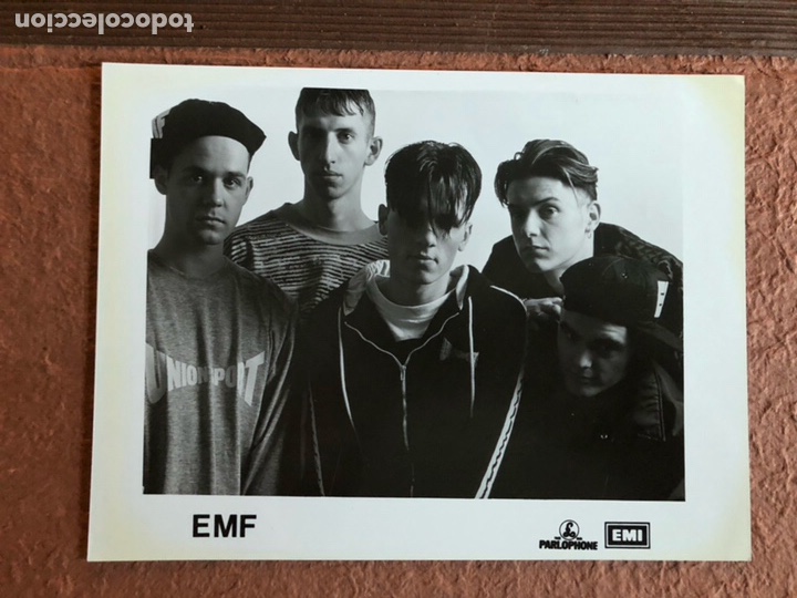 Photos de Chanteurs et Chanteuses: EMF. FOTOGRAF&Iacute;A PROMOCIONAL DISCOGR&Aacute;FICA PARLOPHONE-EMI. 18 x 24 cms.