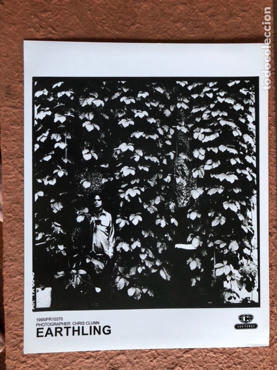 Photos de Chanteurs et Chanteuses: EARTHLING. FOTOGRAF&Iacute;A PROMOCIONAL DISCOGR&Aacute;FICA COOLTEMPO. TRIPHOP BRISTOL. 1995.