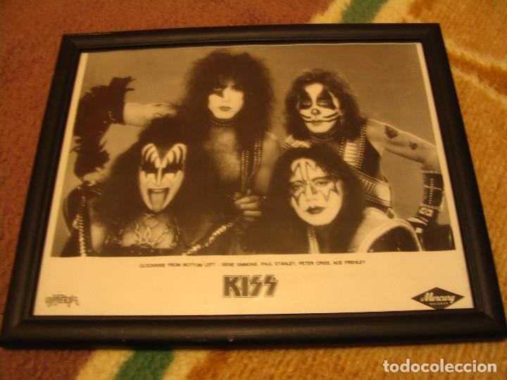 Photos of Singers: FOTO ENMARCADA KISS MERCURY RECORDS KISSTERIA 22X27