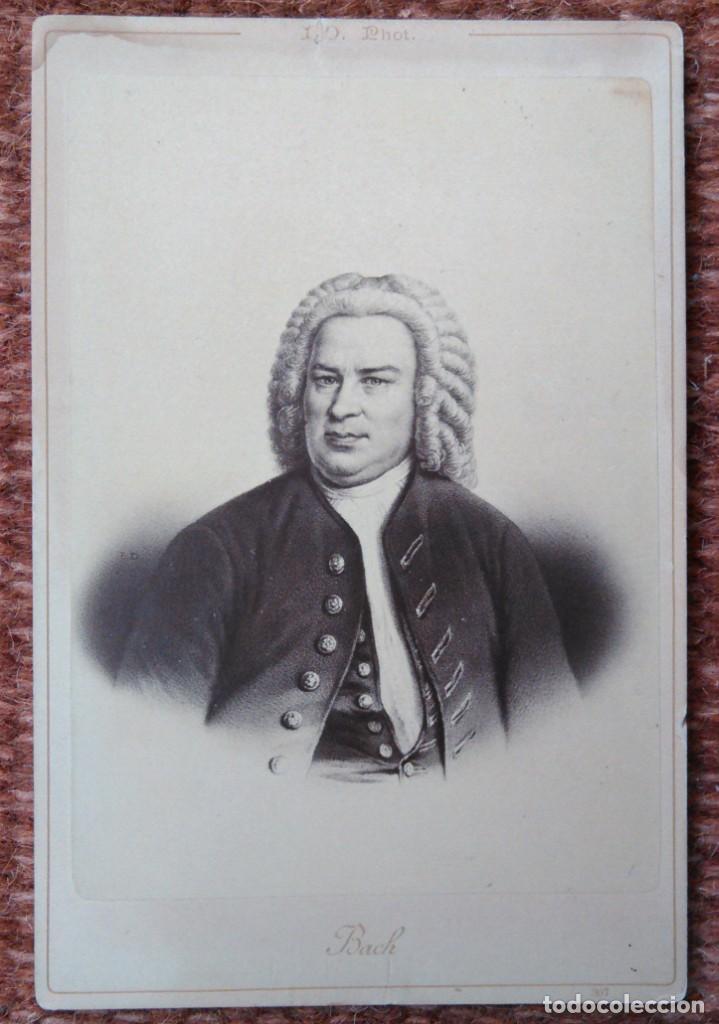 Photos de Chanteurs et Chanteuses: BACH