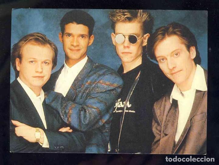 Fotos von Musikern: Postal de cantantes: 23 LEVEL 42 (Ed.Vicente Pastor)