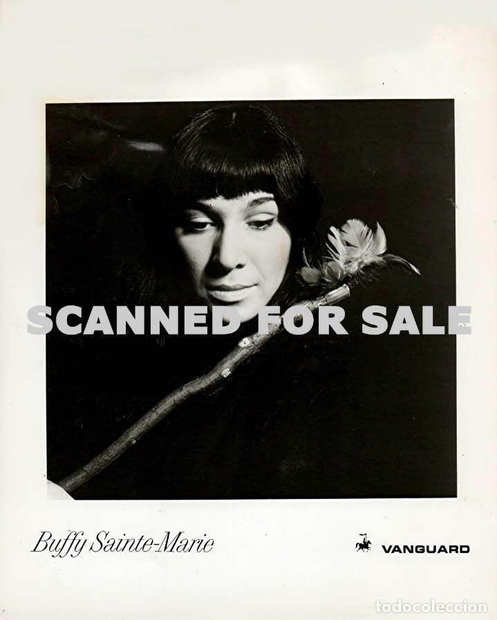 Photos of Singers: BUFFY SAINTE-MARIE. Foto original, 1964.