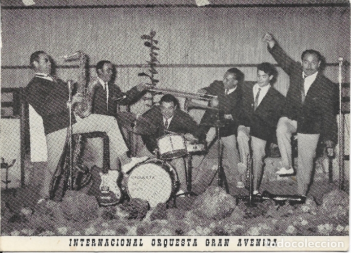 Photos of Singers: GRUPO MUSICAL INTERNACIONAL ORQUESTA GRAN AVENIDA - DORSO ESCRITO