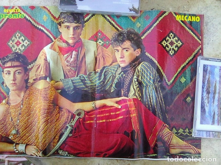 Fotos de Cantantes: Mecano - Poster revista pronto 1983