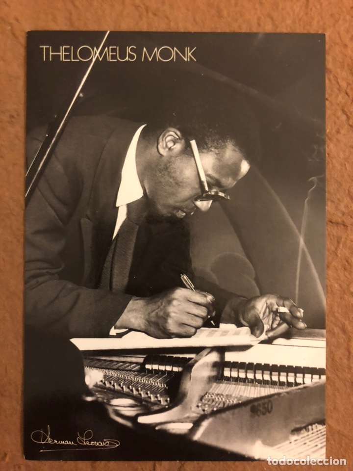 Photos de Chanteurs et Chanteuses: THELONEUS MONK BY HERMAN LEONARD. POSTAL SIN CIRCULAR GALLERY CARD N&deg; 34820 (1987). JAZZ.