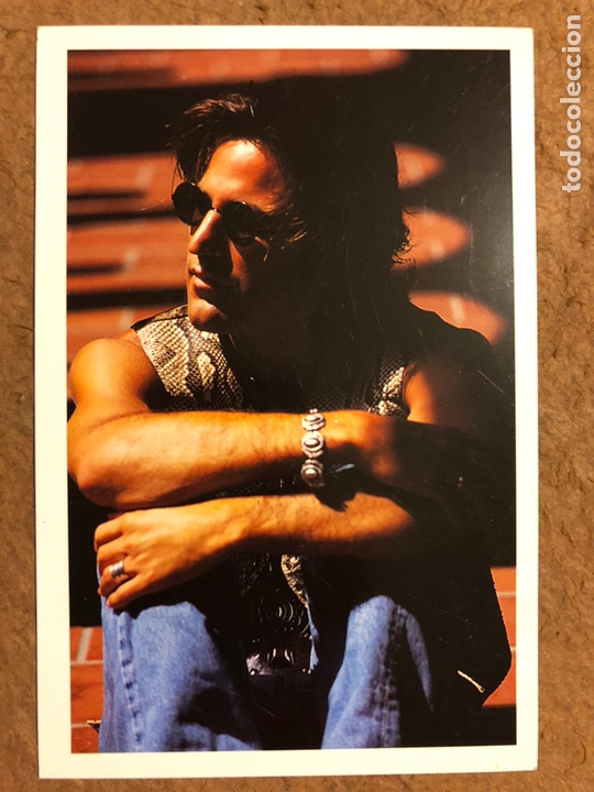 Photos de Chanteurs et Chanteuses: MIKEL ERENTXUN &ldquo;NAUFRAGIOS&rdquo; (1992). FOTOGRAF&Iacute;A PROMOCIONAL DISCOGR&Aacute;FICA GASA.