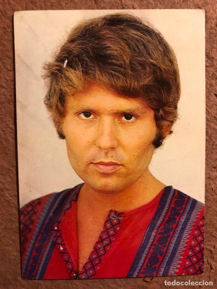 Photos de Chanteurs et Chanteuses: RAPHAEL. POSTAL SIN CIRCULAR BWRGAS N&deg; 1002.