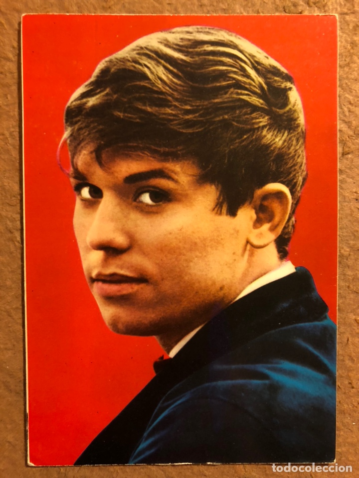 Photos de Chanteurs et Chanteuses: RAPHAEL. POSTAL SIN CIRCULAR OSCARCOLOR N&deg; 570. HISPAVOX.