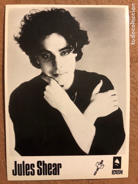 Photos de Chanteurs et Chanteuses: JULES SHEAR. FOTOGRAF&Iacute;A PROMOCIONAL DRO - ENIGMA RECORDS.