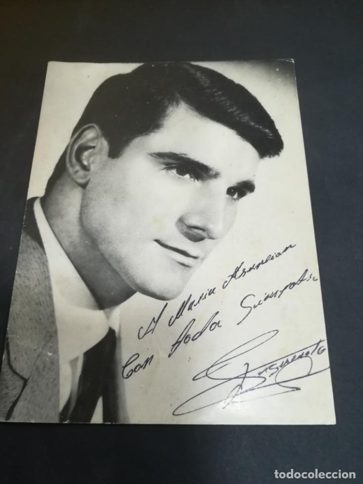 Fotos de cantantes: TARJETA DE PRESENTACION. IMAGEN DE ARTISTA TOMAS FIGUEROLA. FIRMA Y DEDICATORIA