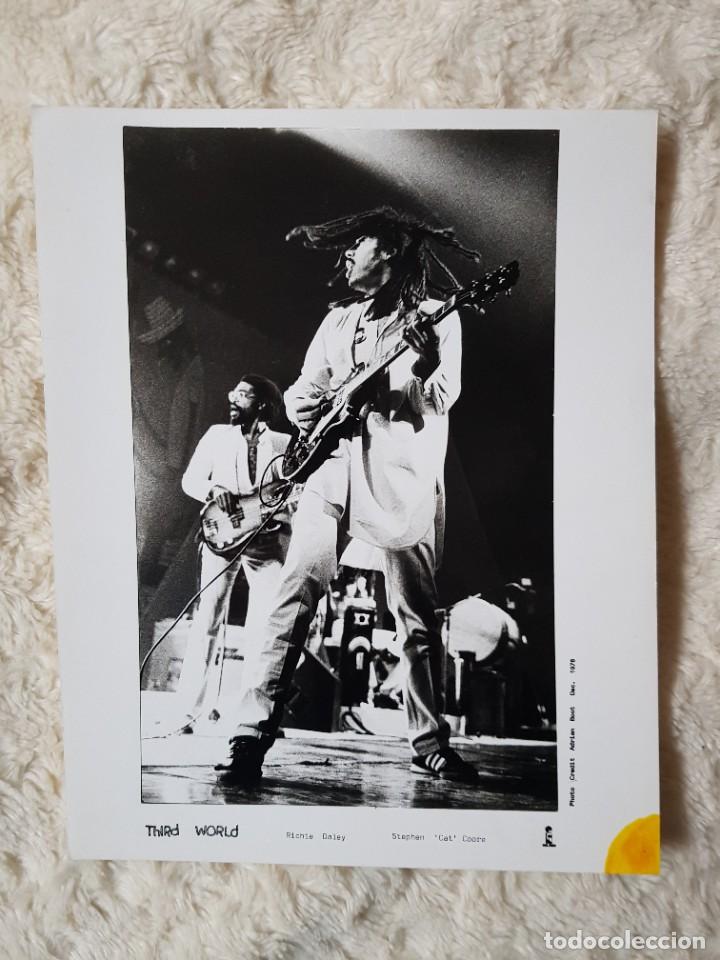 Photos of Singers: THIRD WORLD : REGGAE VINTAGE PHOTO PRESS -ANTIGUA FOTO DE PRENSA-COLLECTORS