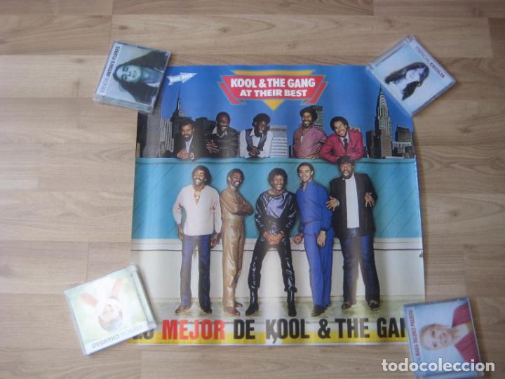 Photos of Singers: POSTER CARTEL OFICIAL COMPA&Ntilde;IA - KOOL AND THE GANG - 56 cms x 56 CMS - FUNK DISCO 70'S 80'S