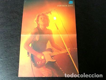 Foto di Cantanti: poster jon bon jovi angus young 42 x 30 l013