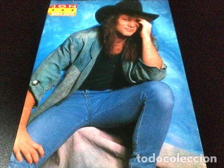 Fotos de cantantes: bj114 jon bon jovi mini poster pinup 28 x 21