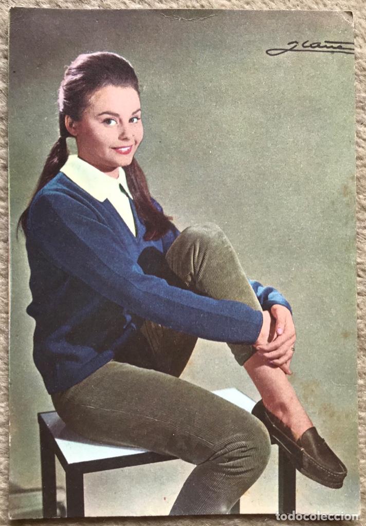 Fotos de Cantantes: Roci&oacute; D&uacute;rcal N&deg; 210 - Ediciones Tarjefher - A&ntilde;o 1964