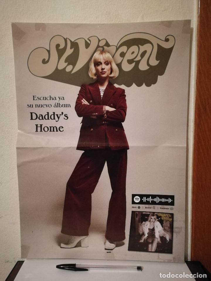 Photos of Singers: CARTEL ORIGINAL -A3- ST. VINCENT - MUSICA - DADDY'S HOME - INDIE ROCK