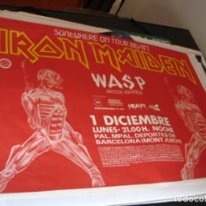 Fotos de Cantantes: IRON MAIDEN + WASP CARTEL ORIGINAL BARCELONA TOUR 1986 GIRA 65X90. Lote 306196478