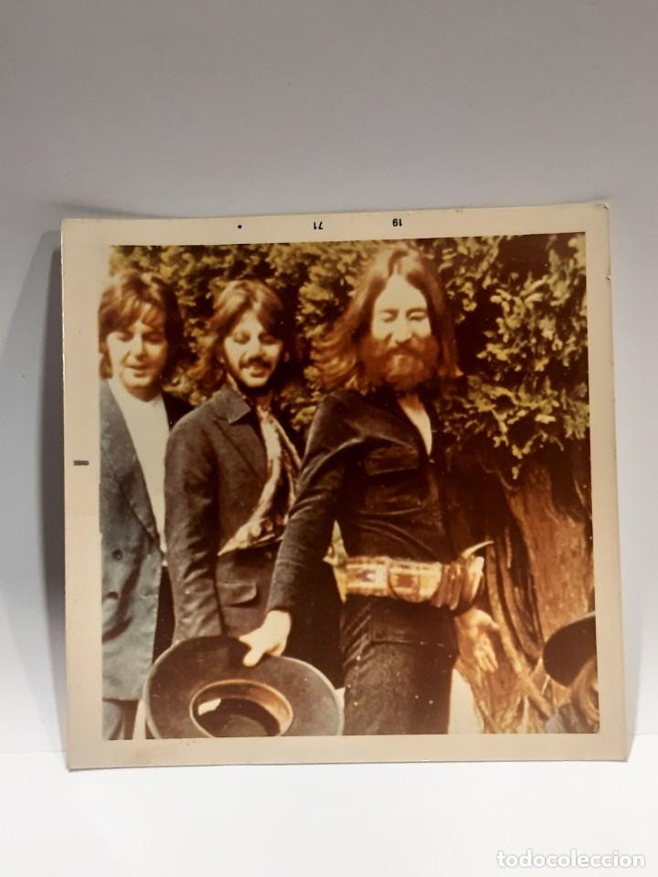 Fotos de cantantes: THE BEATLES CURIOSA POLAROID A&Ntilde;O 1971 (GBM)