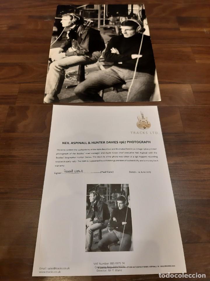 Fotos de cantantes: THE BEATLES/ NEIL ASPINALL.. FOTO GRAN FORMATO DIRECTO NEGATIVO CERTIFICADO TRACKS LTD P. WANE (GBM)