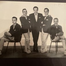 Fotos de Cantantes: FOTO-POSTAL ELISEO DEL TORO Y SU CONJUNTO ORQUESTRAL 1965. Lote 366163181