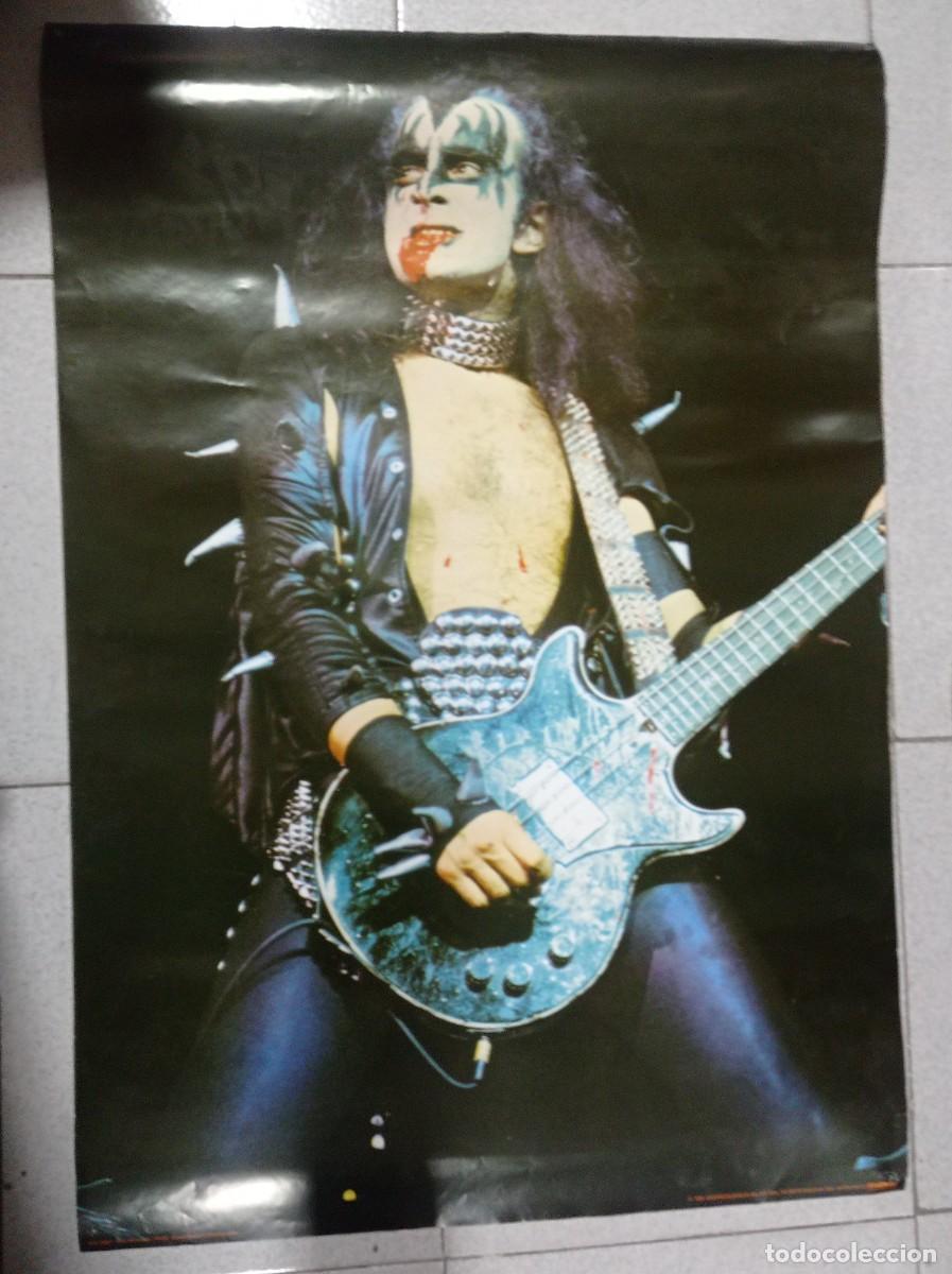 Fotos de cantantes: KISS p&oacute;ster original 1981. Simmons Photo: David Redfern Photography Medidas 68x98