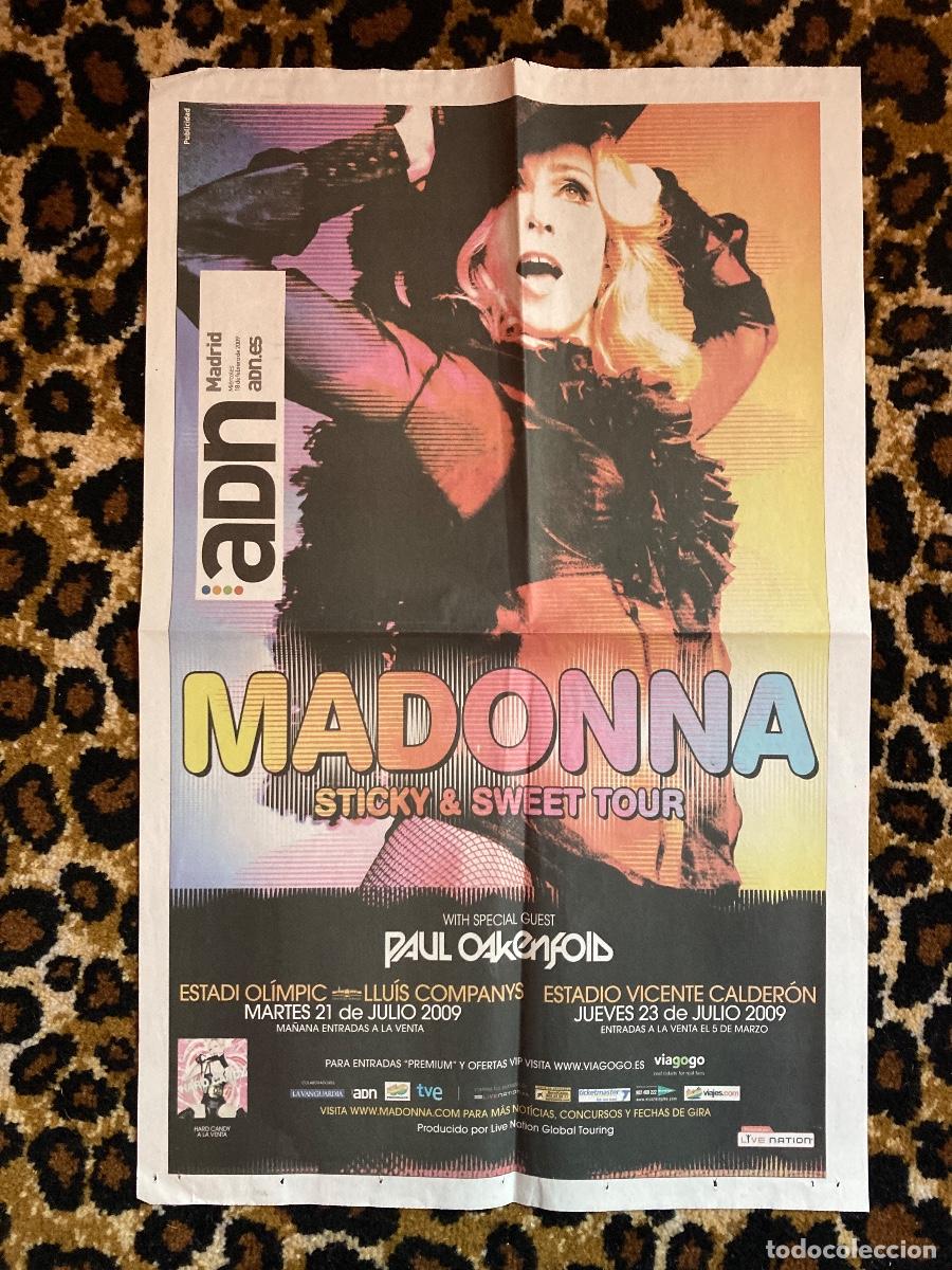 Fotos de Cantantes: Poster procedente de revista de Madonna (tama&ntilde;o 4 pag. dobladas, 2007, Espa&ntilde;a) ADN